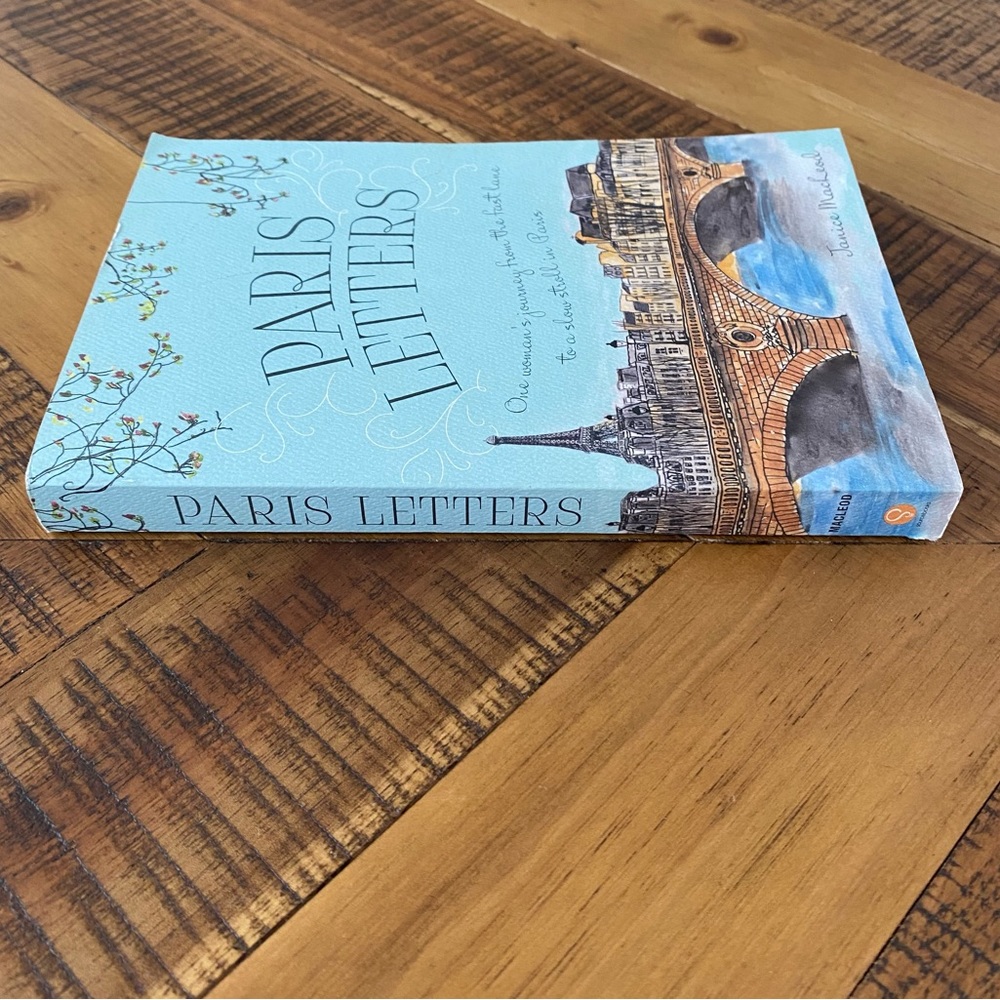 📚3/15$📚 Paris Letters - Picture 2 of 4